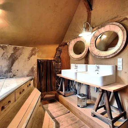 Elegant Farmhouse In With Sauna *